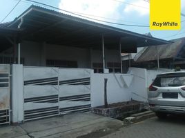 4 Bedroom House for sale in Dukuhpakis, Surabaya, Dukuhpakis