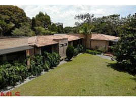 3 Bedroom Villa for sale in Bare Foot Park (Parque de los Pies Descalzos), Medellin, Medellin