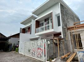 4 Kamar Rumah for sale in Gamping, Sleman, Gamping