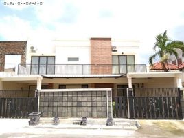 5 Habitación Casa en venta en Tambaksari, East Jawa, Tambaksari