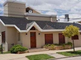 4 Bedroom House for sale in Rio Cuarto, Cordoba, Rio Cuarto