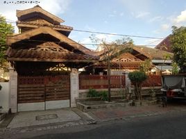 6 Schlafzimmer Villa zu verkaufen in Sukolilo, East Jawa, Sukolilo