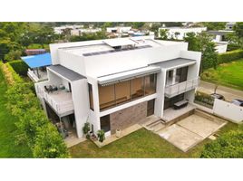 5 Habitación Villa en venta en Cali, Valle Del Cauca, Cali