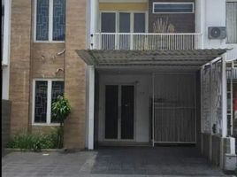 4 Kamar Rumah for sale in Gayungan, Surabaya, Gayungan