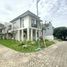 5 Bedroom House for sale in Lakarsantri, East Jawa, Lakarsantri
