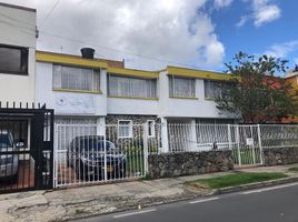 5 Bedroom Villa for sale in Templo Bogotá Colombia, Bogota, Bogota