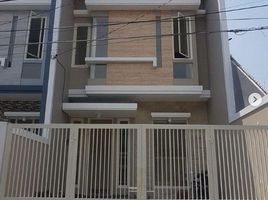 4 Bedroom House for sale in Kenjeran, Surabaya, Kenjeran