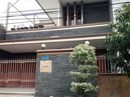 6 Kamar Rumah for sale in Gayungan, Surabaya, Gayungan