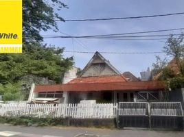 3 Bedroom Villa for sale in Wonokromo, Surabaya, Wonokromo