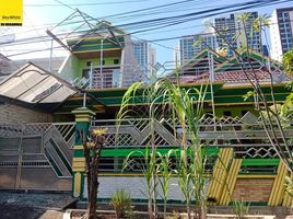 3 Schlafzimmer Villa zu verkaufen in Dukuhpakis, East Jawa, Dukuhpakis