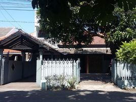 6 Kamar Rumah for sale in Gayungan, Surabaya, Gayungan