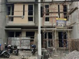 4 Habitación Villa en venta en Mulyorejo, East Jawa, Mulyorejo