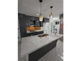 4 Habitación Villa en venta en Envigado, Antioquia, Envigado