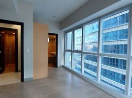 2 Bedroom Apartment for sale at Uptown Parksuites, Makati City, Southern District