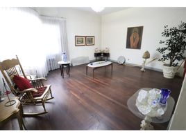 5 Habitación Villa en venta en Parque de los Pies Descalzos, Medellín, Medellín