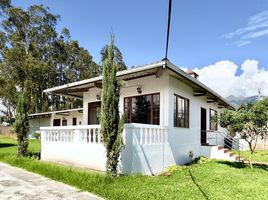 2 Bedroom House for sale in Imbabura, Cotacachi, Cotacachi, Imbabura