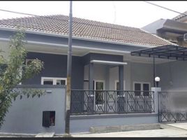 4 Habitación Villa en venta en Wiyung, East Jawa, Wiyung