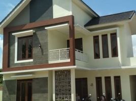 4 Bedroom Villa for sale in Seyegan, Sleman, Seyegan