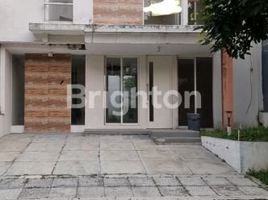 4 Habitación Villa en venta en Lakarsantri, East Jawa, Lakarsantri