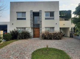 2 Bedroom House for sale in Berazategui, Buenos Aires, Berazategui