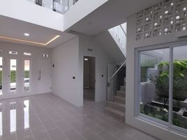 5 Bedroom Villa for sale in Coblong, Bandung, Coblong