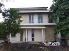 4 Habitación Casa en venta en Wiyung, East Jawa, Wiyung
