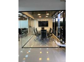 140 m² Office for rent in River View Park, Cali, Yumbo