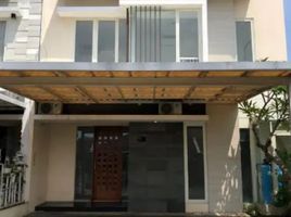 4 Bedroom House for sale in Taman, Sidoarjo, Taman