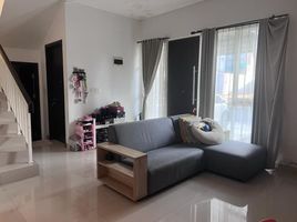 4 Bedroom House for sale in Cakung, Jakarta Timur, Cakung