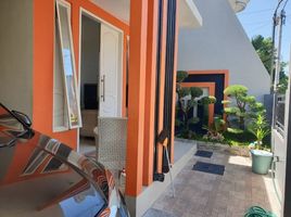 4 Bedroom House for sale in Jambangan, Surabaya, Jambangan