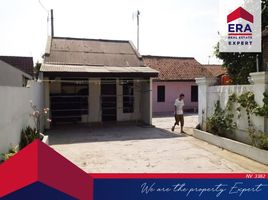 8 Kamar Rumah for sale in Lemahabang, Bekasi, Lemahabang