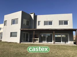 4 Bedroom House for sale in Escobar, Buenos Aires, Escobar