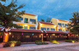 Продаётся дом, 6 спален, 180 м², Cẩm Hà