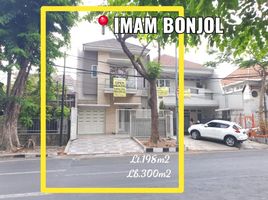 3 Bedroom Villa for sale in Tegal Sari, Surabaya, Tegal Sari