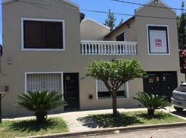 3 Bedroom House for sale in General Sarmiento, Buenos Aires, General Sarmiento