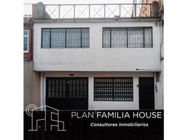 3 Bedroom House for sale in Bogota, Cundinamarca, Bogota