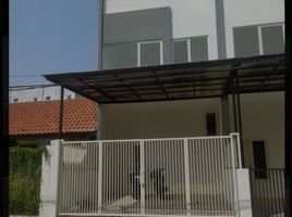 3 Habitación Villa en venta en Rungkut, East Jawa, Rungkut
