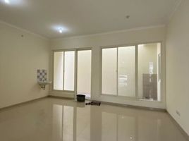 5 Bedroom Villa for sale in Lakarsantri, East Jawa, Lakarsantri, Surabaya, East Jawa, Indonesia