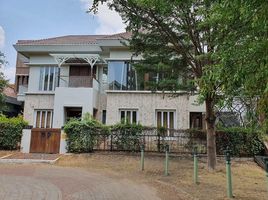 5 Bedroom Villa for sale in Kenjeran, Surabaya, Kenjeran