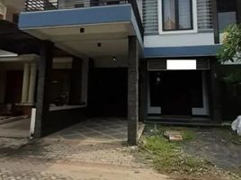 4 Kamar Rumah for sale in Wonocolo, Surabaya, Wonocolo