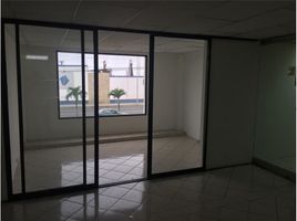 70 m² Office for rent in Ecuador, Manta, Manta, Manabi, Ecuador