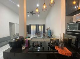 3 Bedroom House for sale in Gayungan, Surabaya, Gayungan