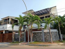 8 Schlafzimmer Villa zu verkaufen in Mulyorejo, East Jawa, Mulyorejo