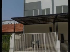 3 Schlafzimmer Villa zu verkaufen in Gubeng, East Jawa, Gubeng