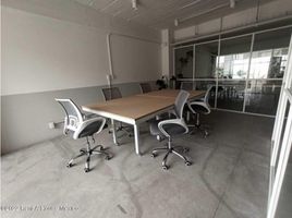 109 m2 Office for rent in Mexique, Azcapotzalco, Mexico City, Mexique