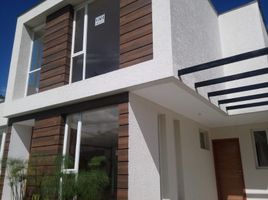3 Habitación Villa en venta en Cumbaya, Pichincha, Cumbaya