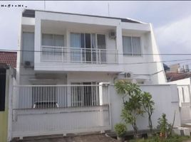 4 Habitación Villa en venta en Rungkut, East Jawa, Rungkut
