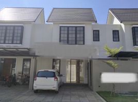 3 Schlafzimmer Villa zu verkaufen in Karangpilang, East Jawa, Karangpilang