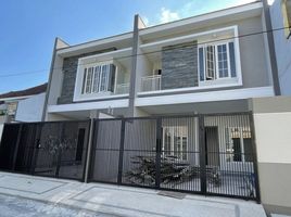 Maison 4 chambre à vendre à Gunung Anyar, East Jawa, Gunung Anyar