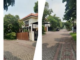 5 Bedroom House for sale in Dukuhpakis, Surabaya, Dukuhpakis